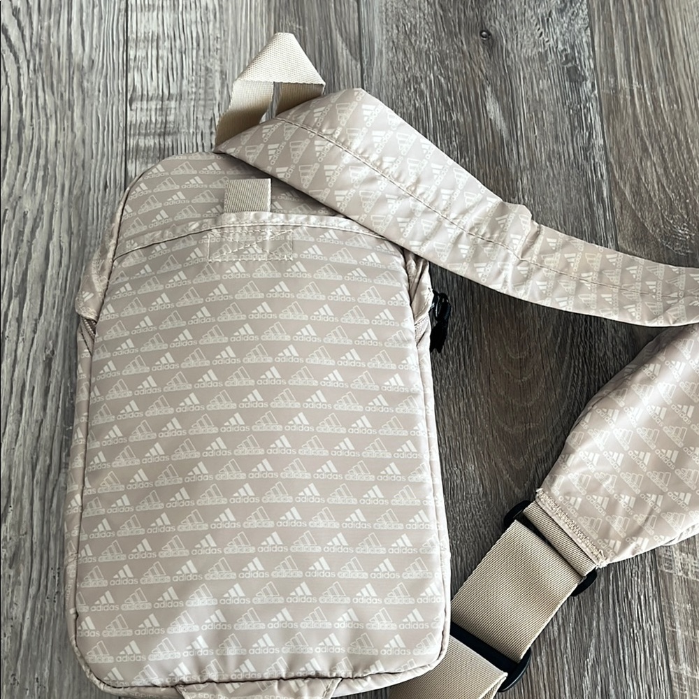 Adidas Tan Belt Bag Sleek Modern Design - Picture 4 of 9